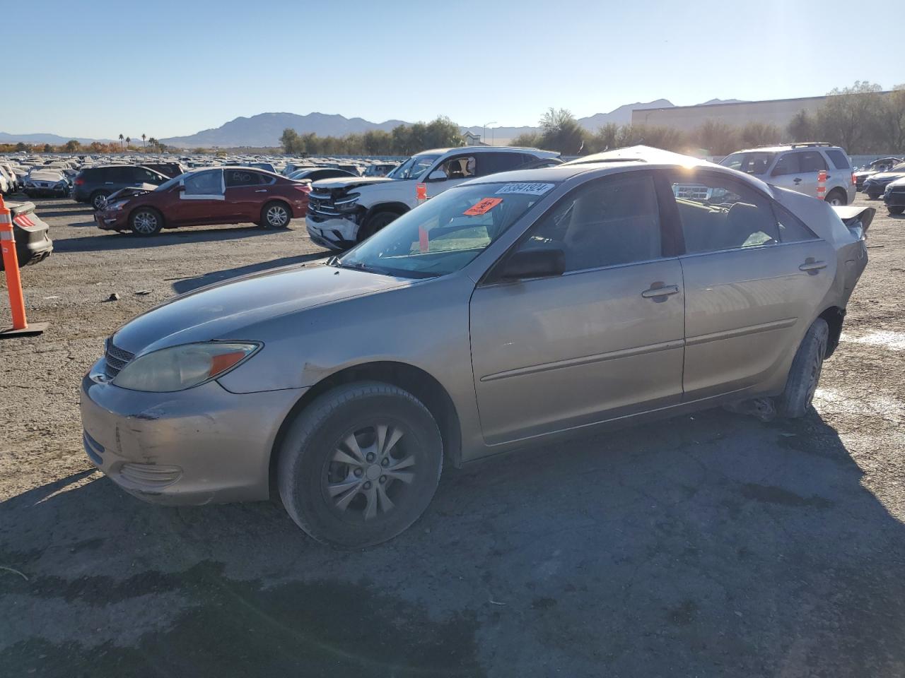 TOYOTA CAMRY LE 2004