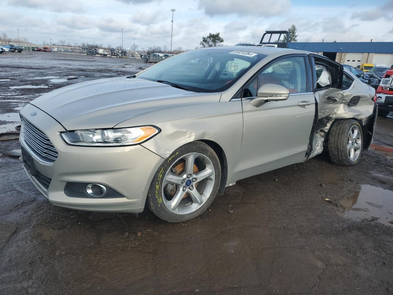 FORD FUSION SE 2015