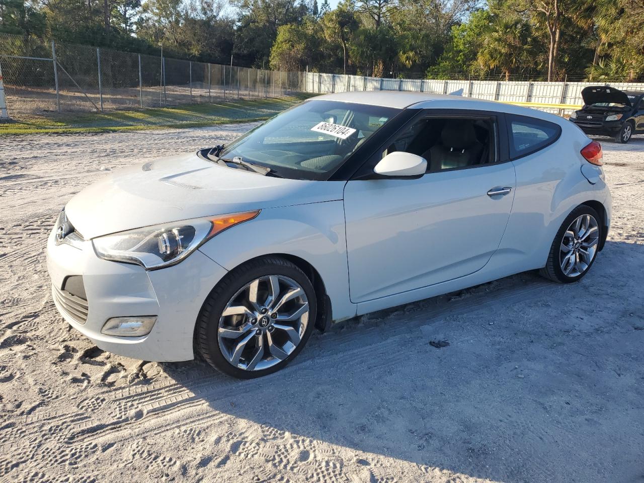 HYUNDAI VELOSTER 2015
