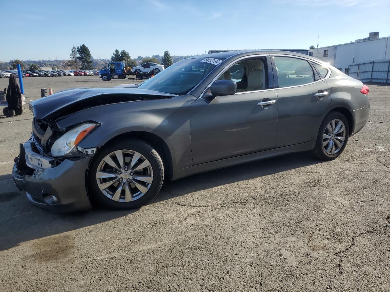 INFINITI M37 2012