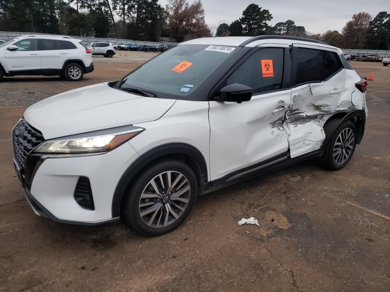 NISSAN KICKS SR 2023