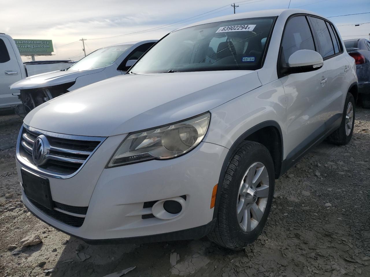 VOLKSWAGEN TIGUAN S 2010