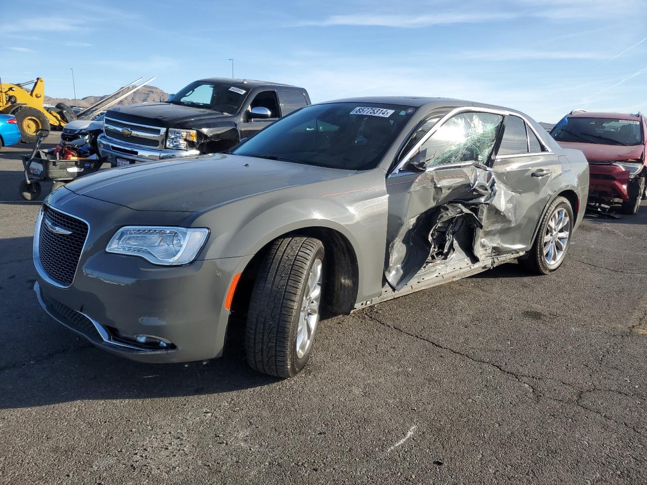 CHRYSLER 300 TOURIN 2018