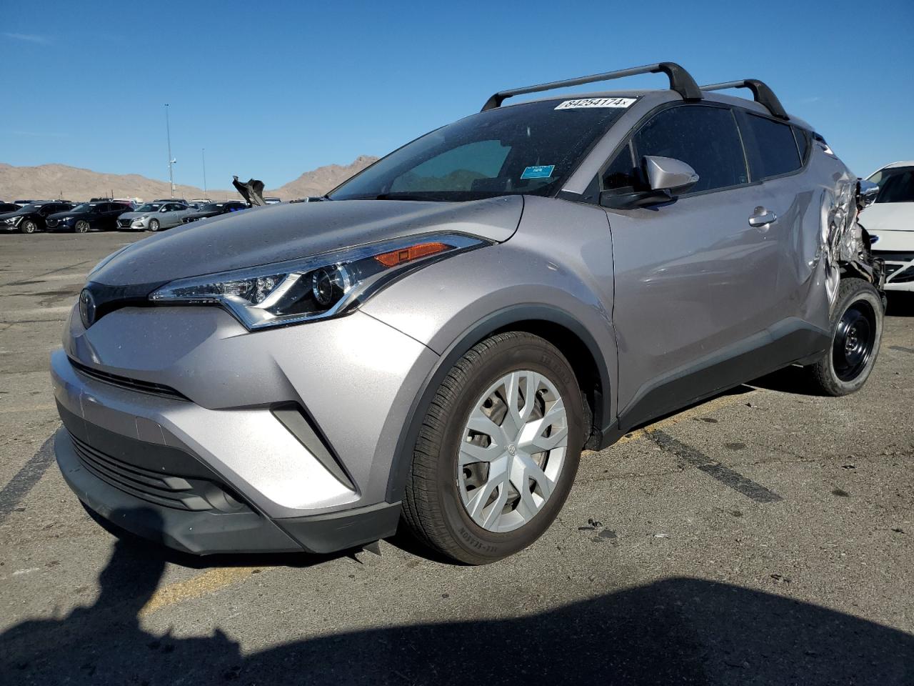 TOYOTA C-HR XLE 2019