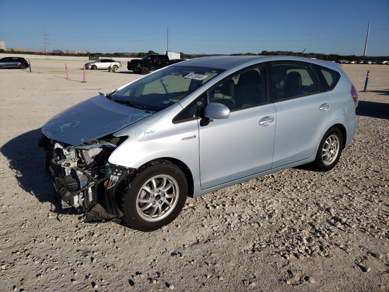 TOYOTA PRIUS V 2015