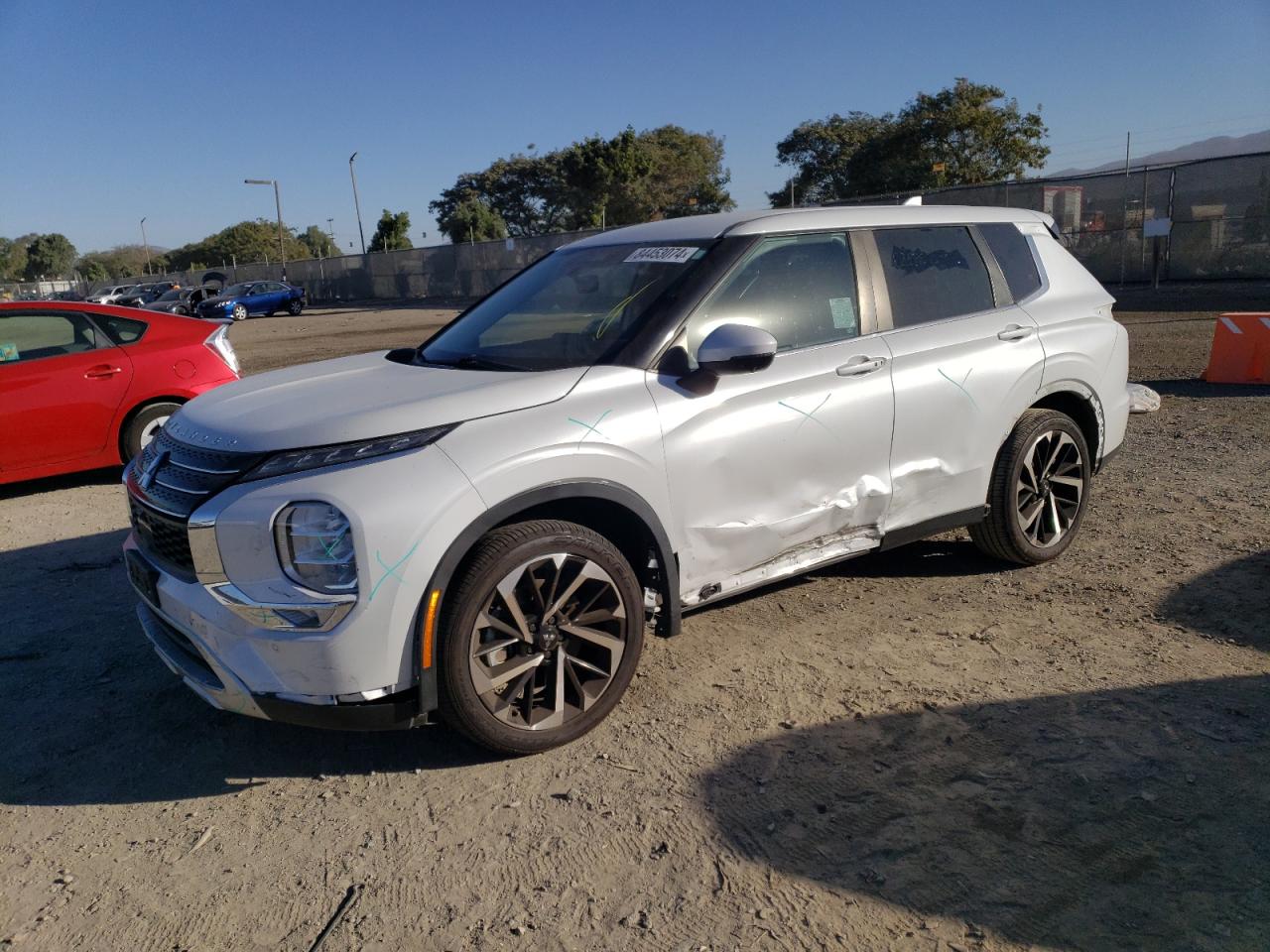 MITSUBISHI OUTLANDER 2022