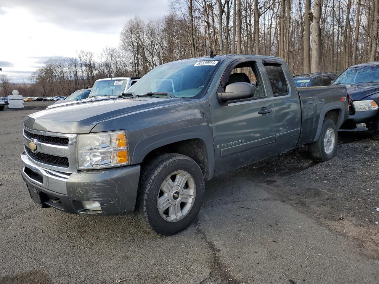 CHEVROLET SILVERADO 2011