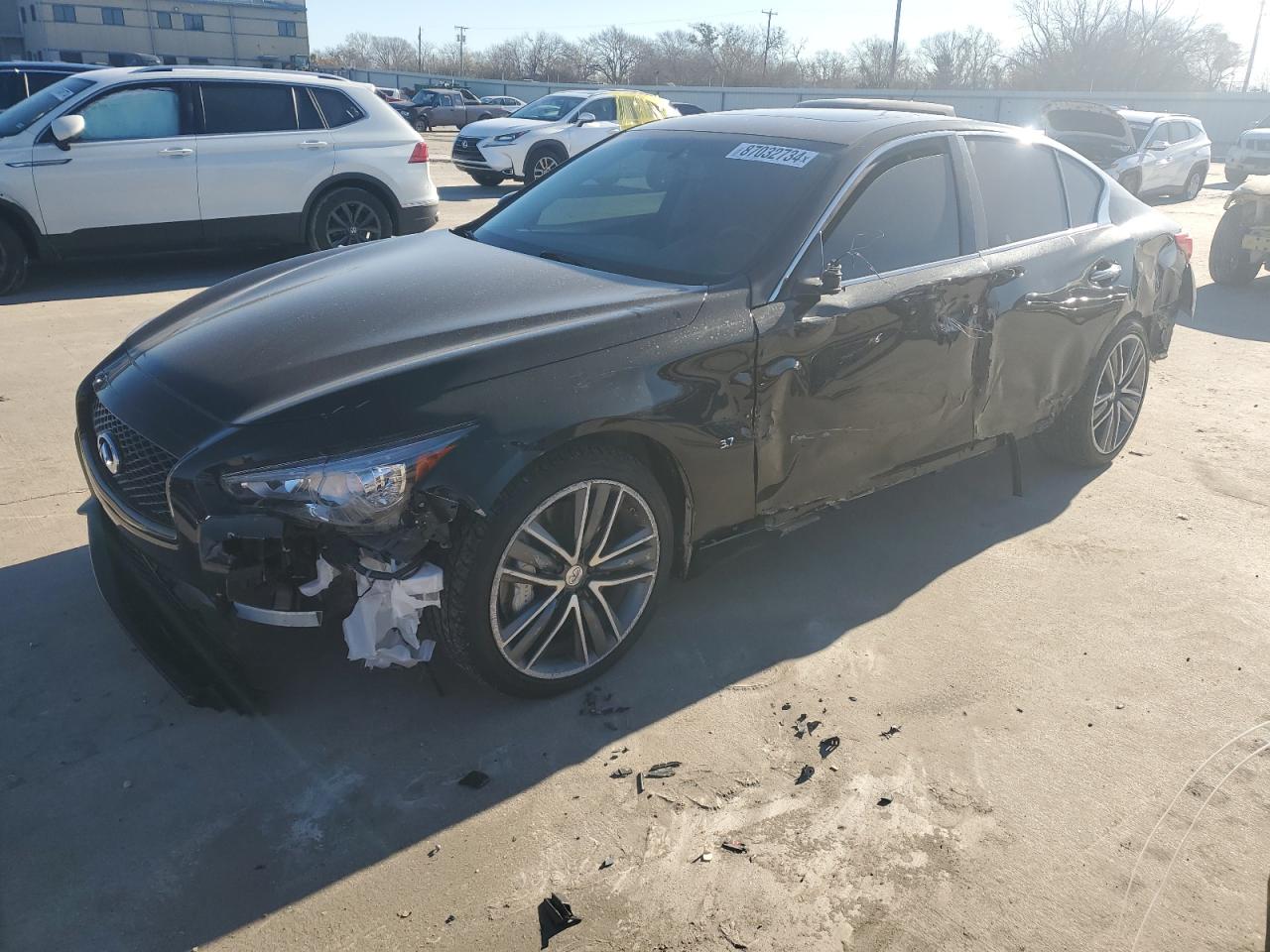 INFINITI Q50 BASE 2015