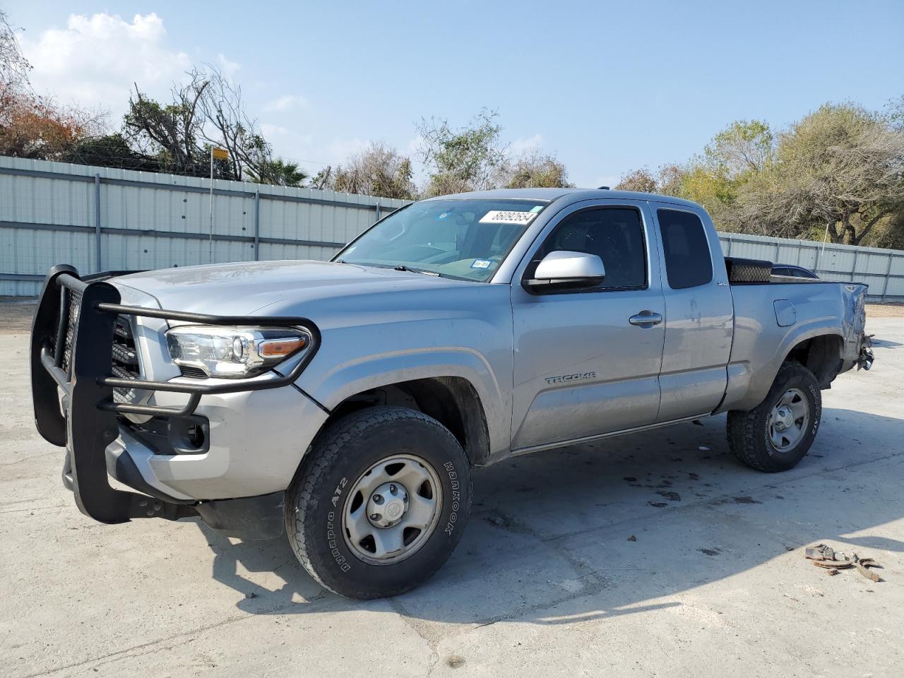 TOYOTA TACOMA ACC 2017