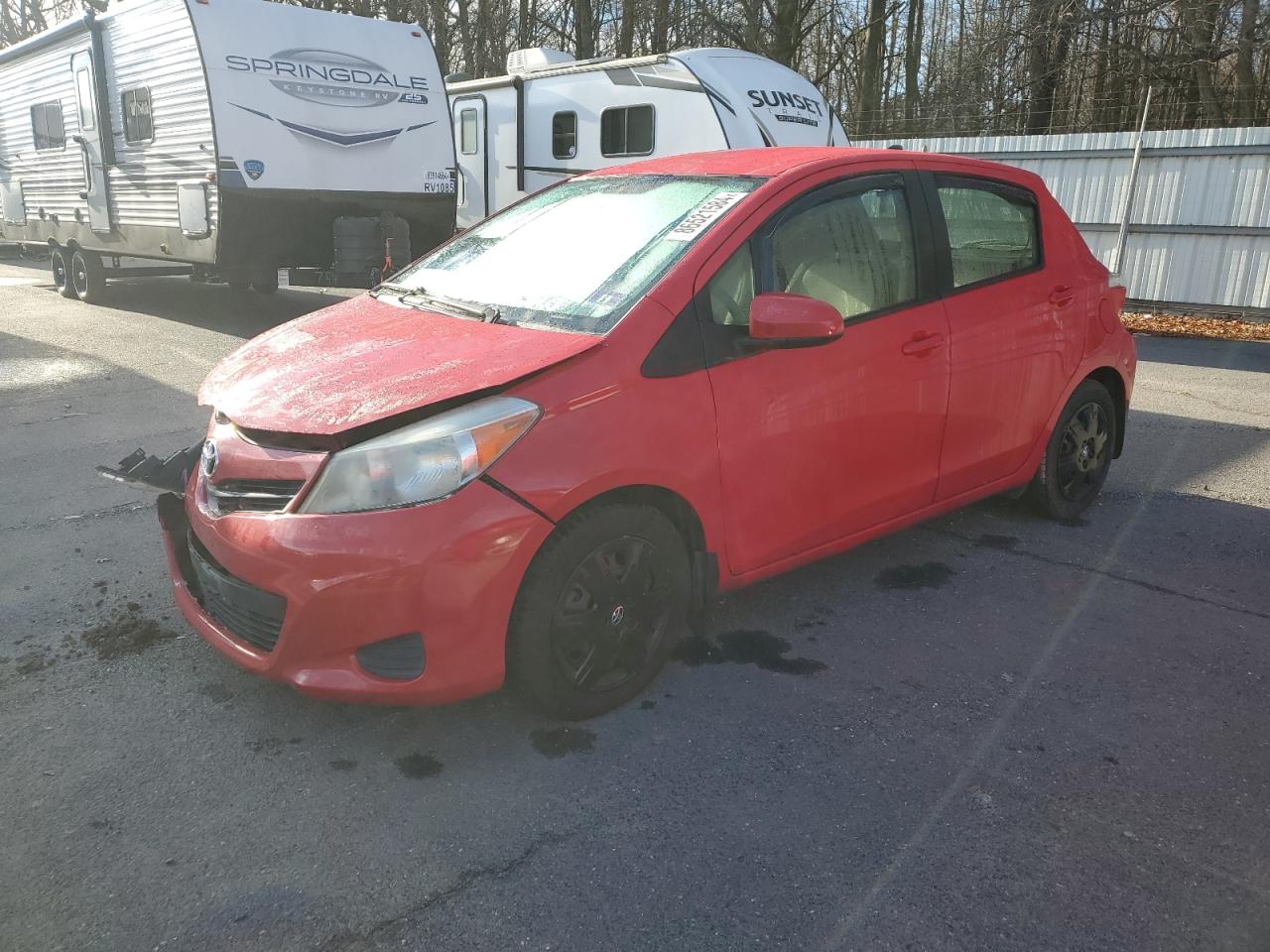 TOYOTA YARIS 2013