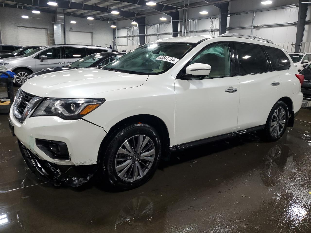 NISSAN PATHFINDER 2017