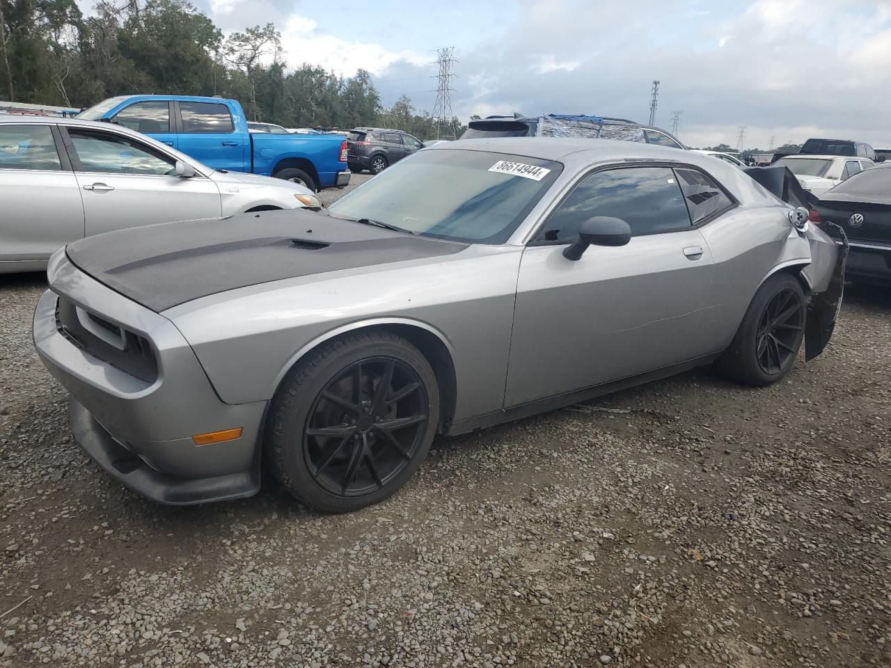 DODGE CHALLENGER 2013