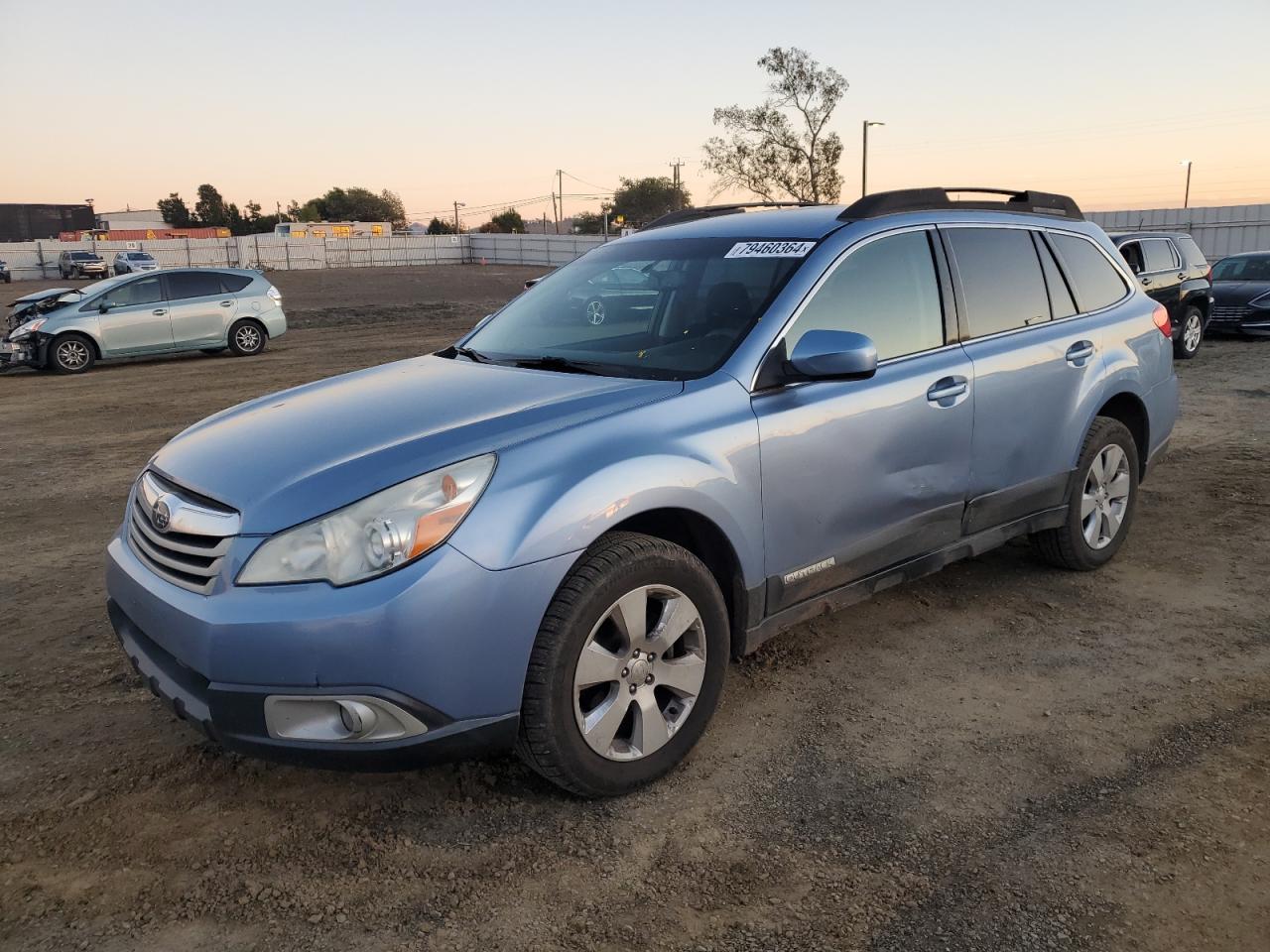 SUBARU OUTBACK 2. 2011