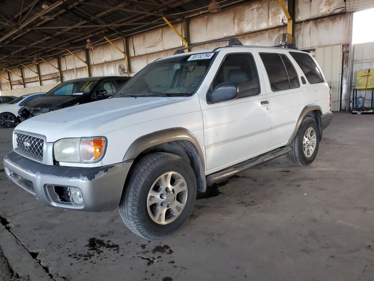 NISSAN PATHFINDER 2000