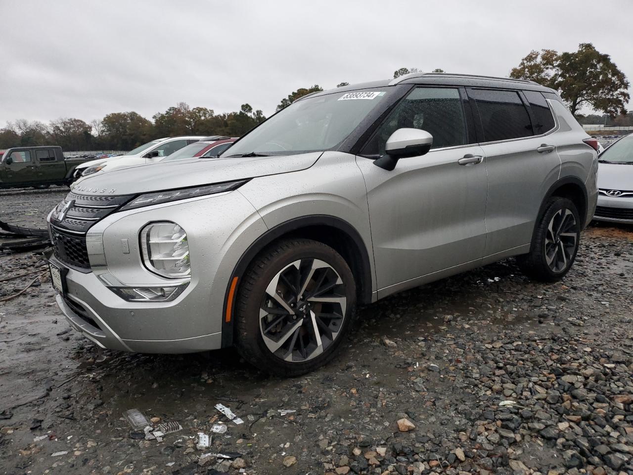 MITSUBISHI OUTLANDER 2024
