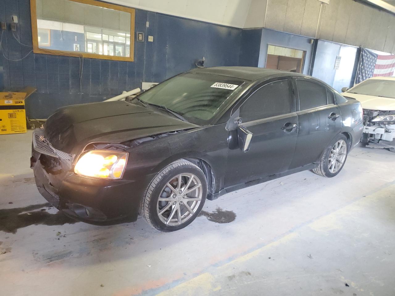 MITSUBISHI GALANT ES 2012