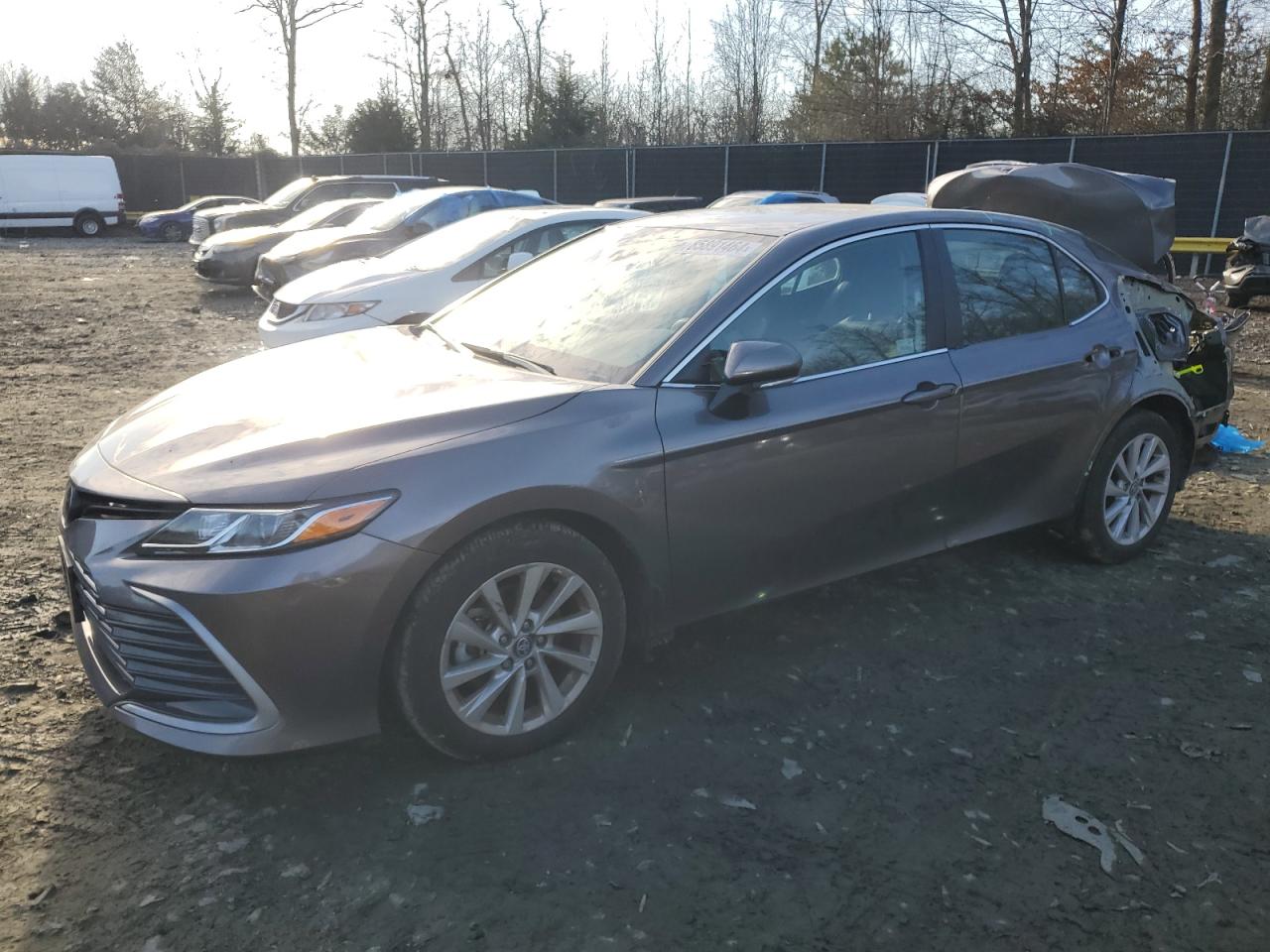 TOYOTA CAMRY LE 2024