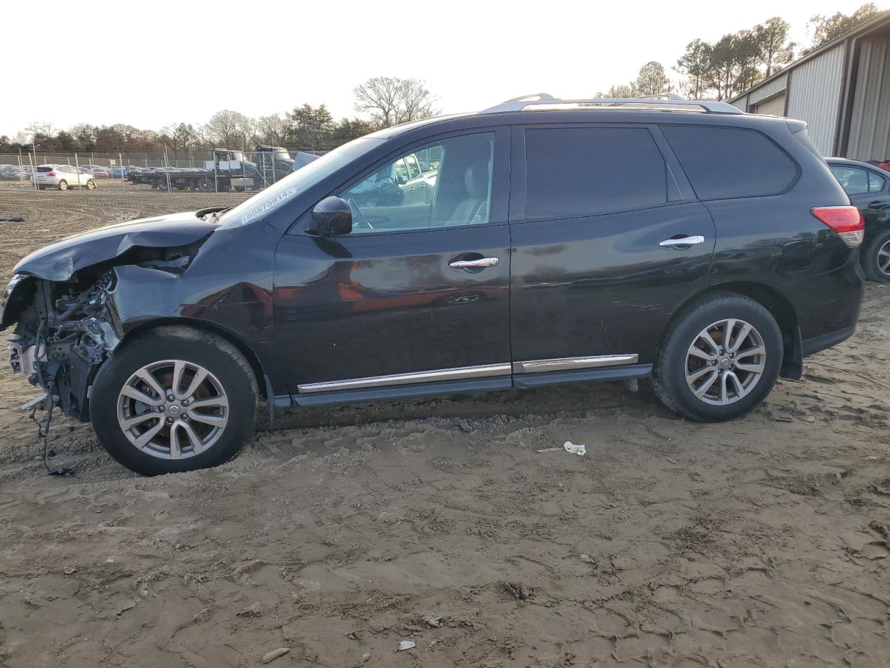 NISSAN PATHFINDER 2016