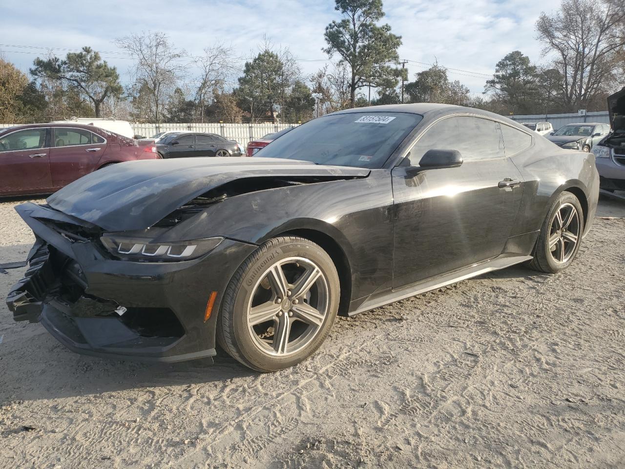 FORD MUSTANG 2024