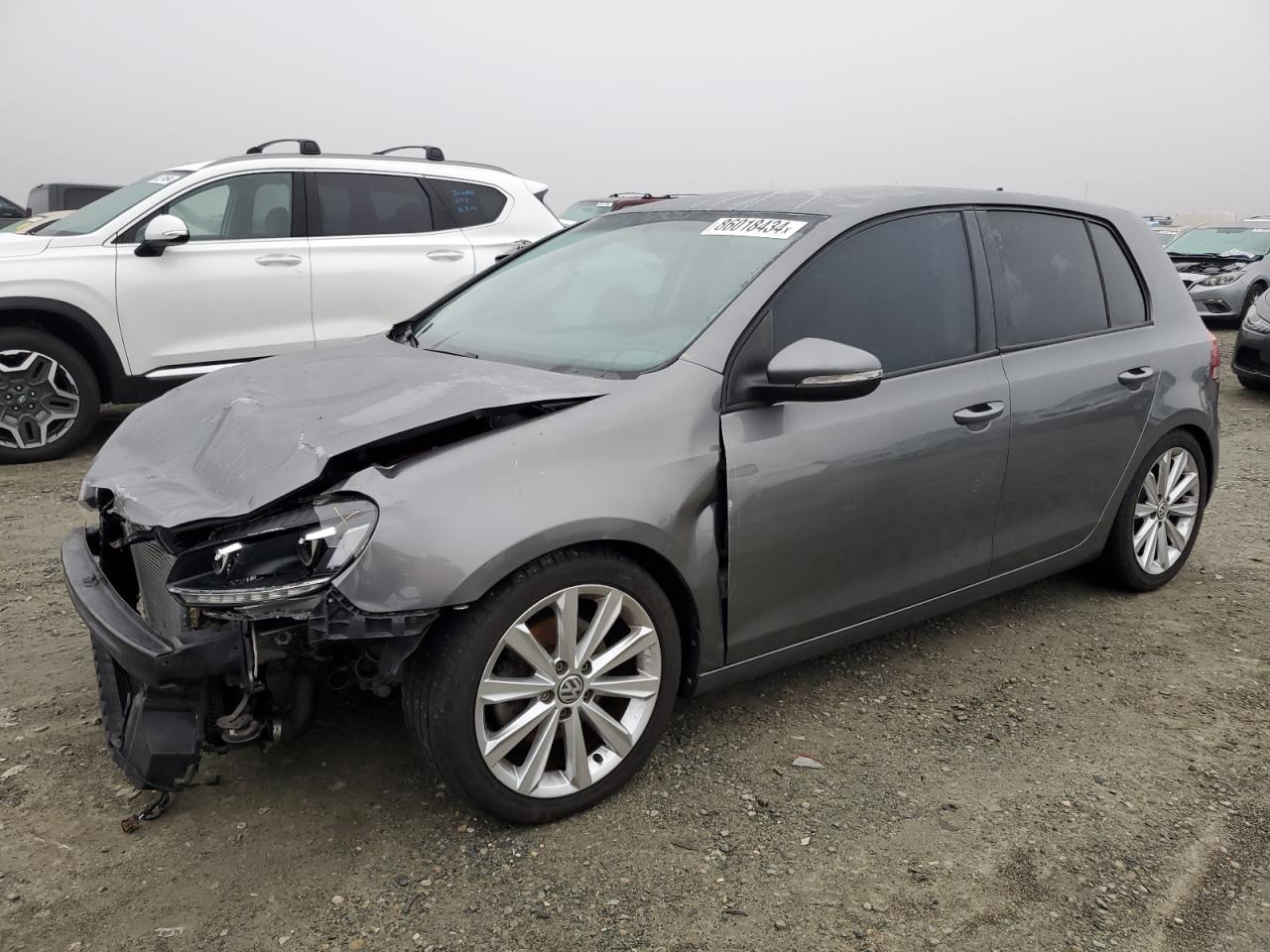 VOLKSWAGEN GOLF 2012