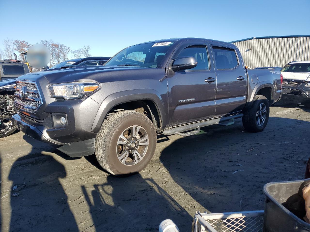 TOYOTA TACOMA DOU 2016