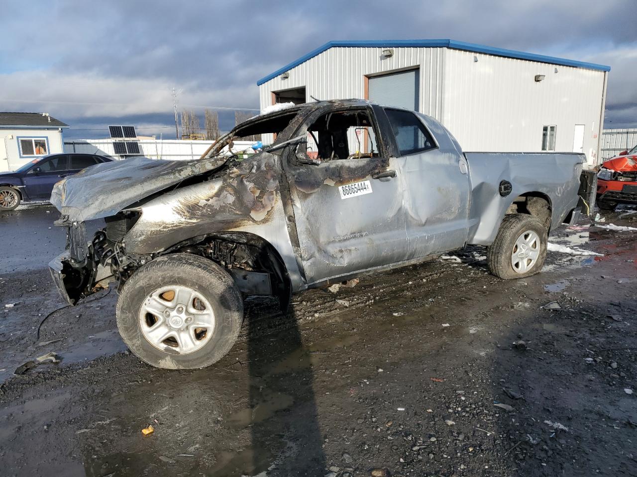TOYOTA TUNDRA DOU 2010
