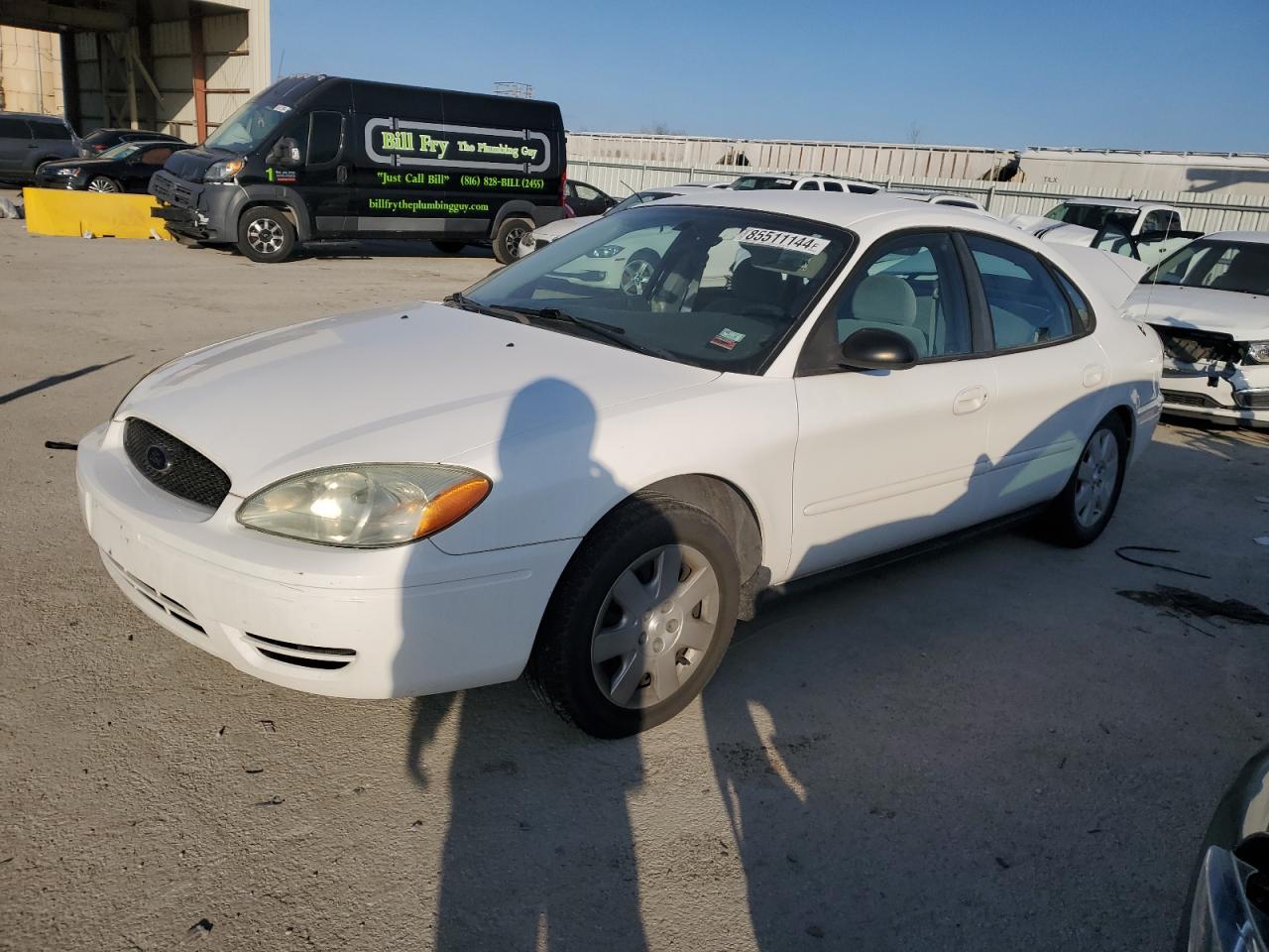 FORD TAURUS LX 2004