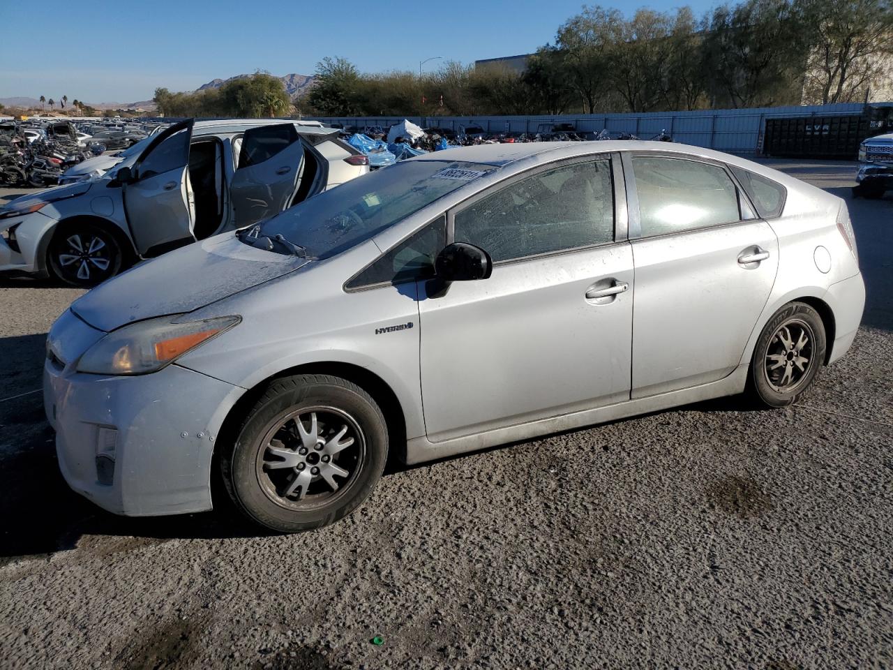 TOYOTA PRIUS 2011