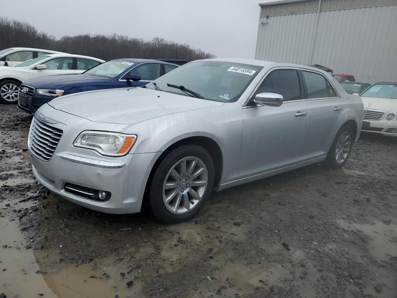CHRYSLER 300 2001