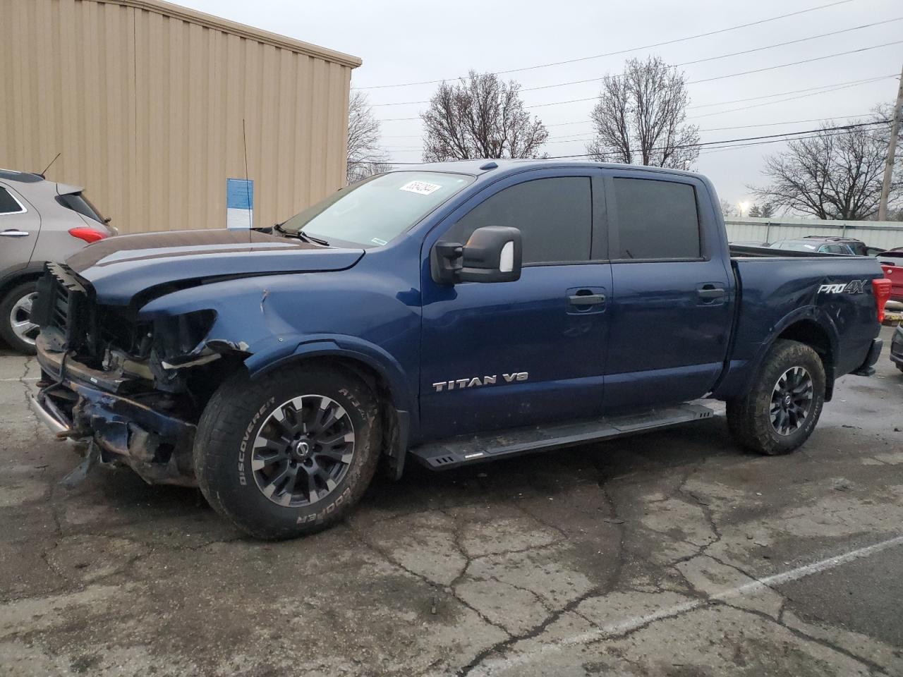 NISSAN TITAN SV 2018