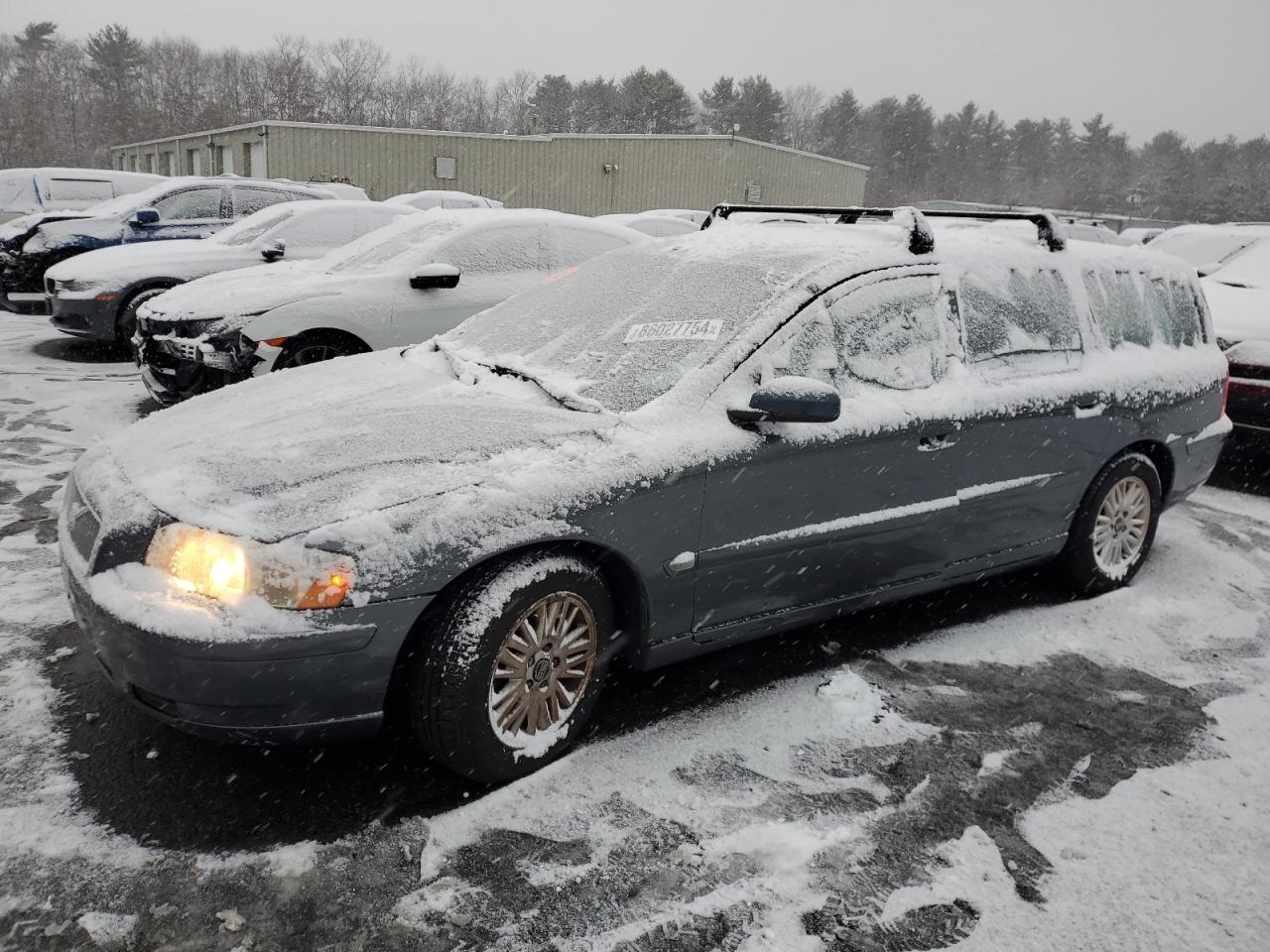 VOLVO V70 2005