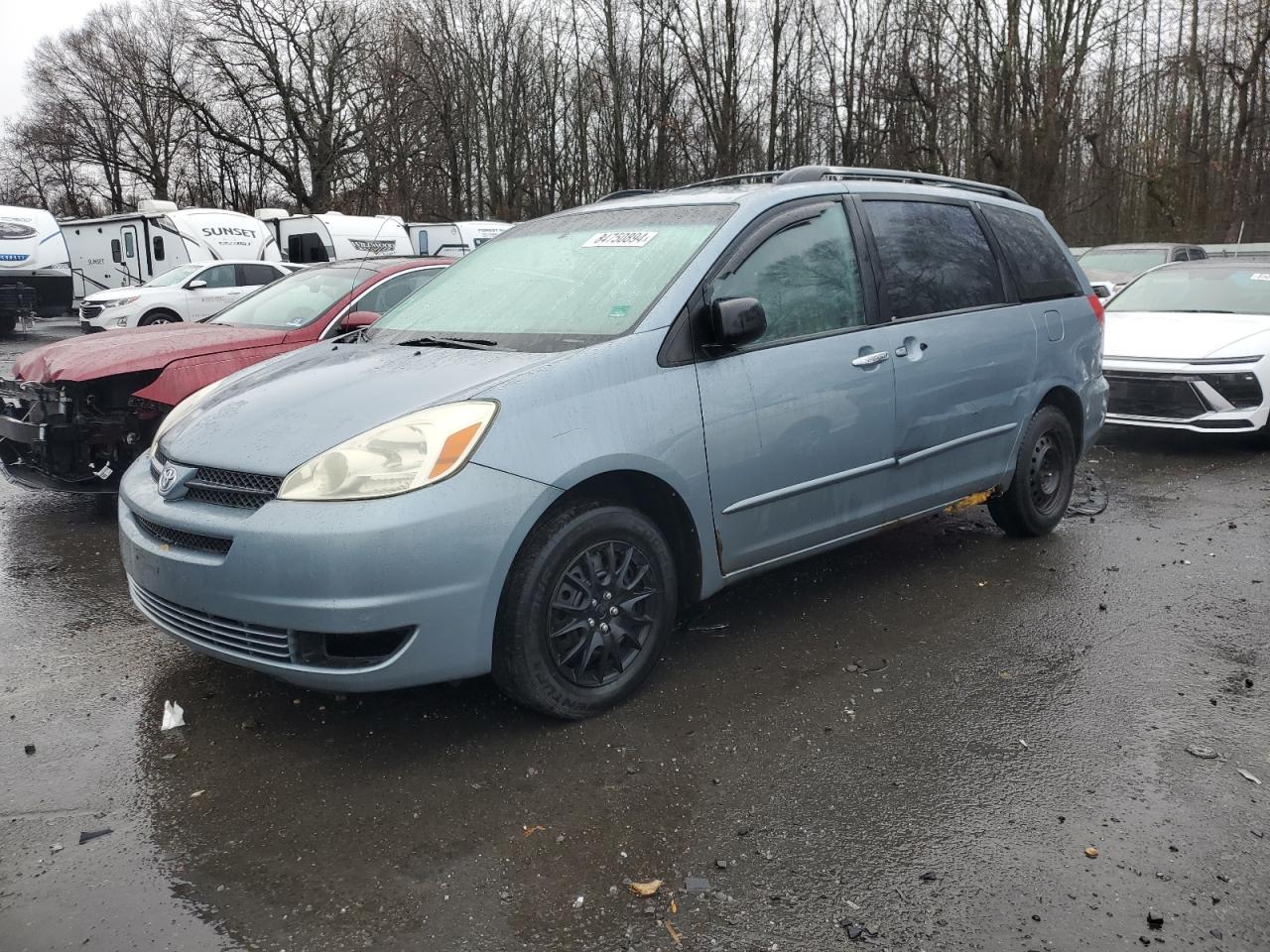 TOYOTA SIENNA CE 2004