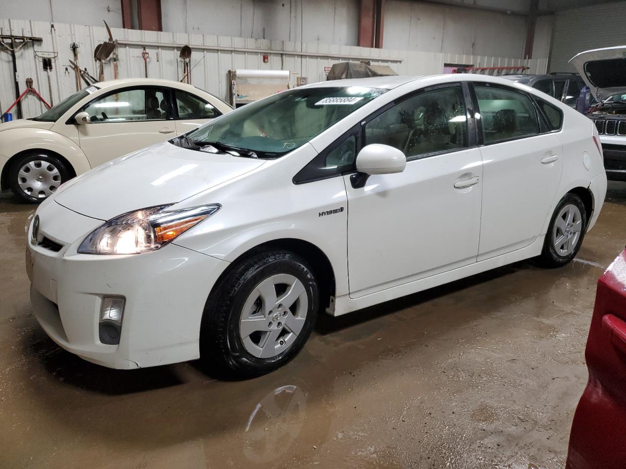 TOYOTA PRIUS 2011