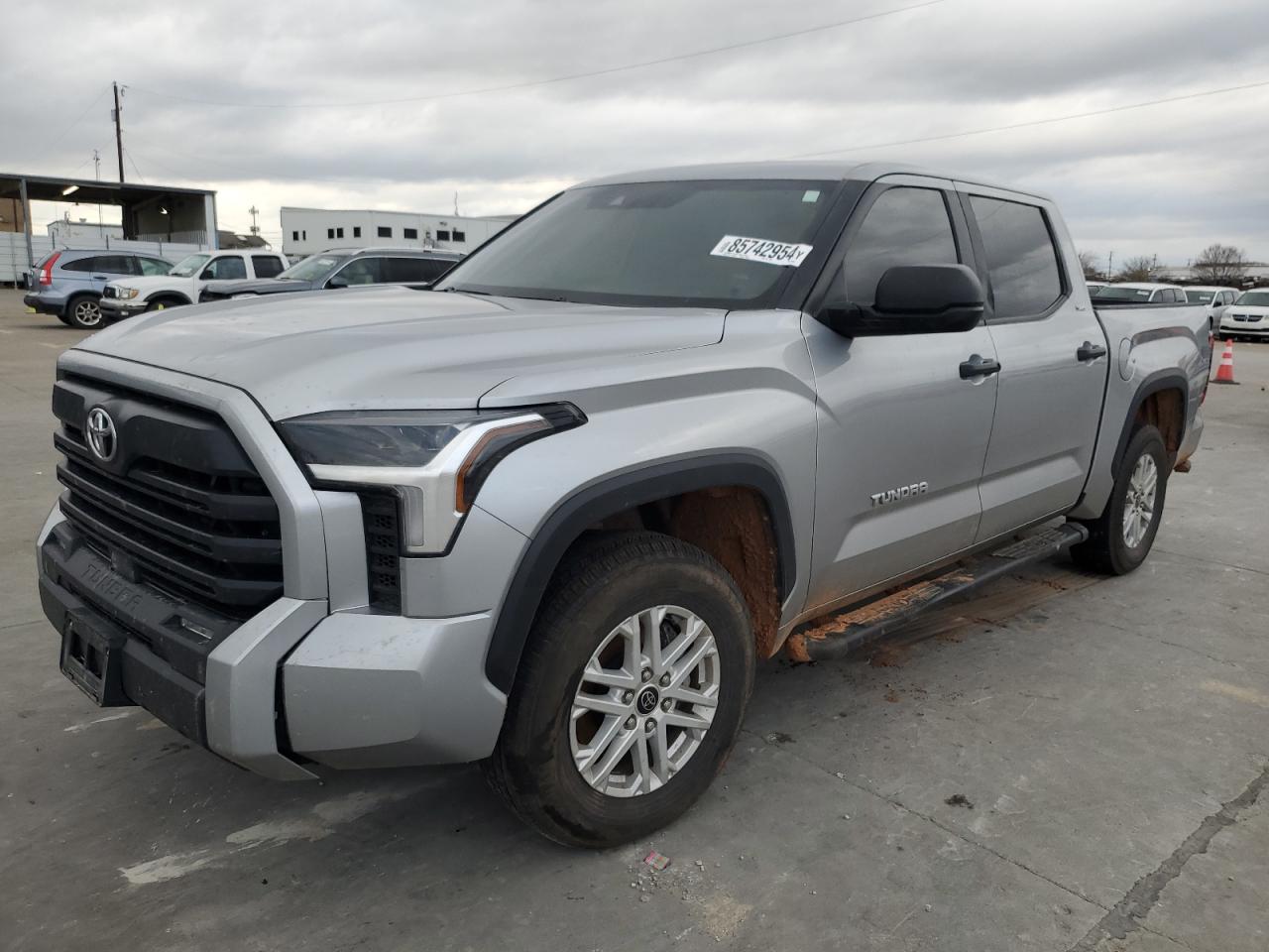 TOYOTA TUNDRA CRE 2024