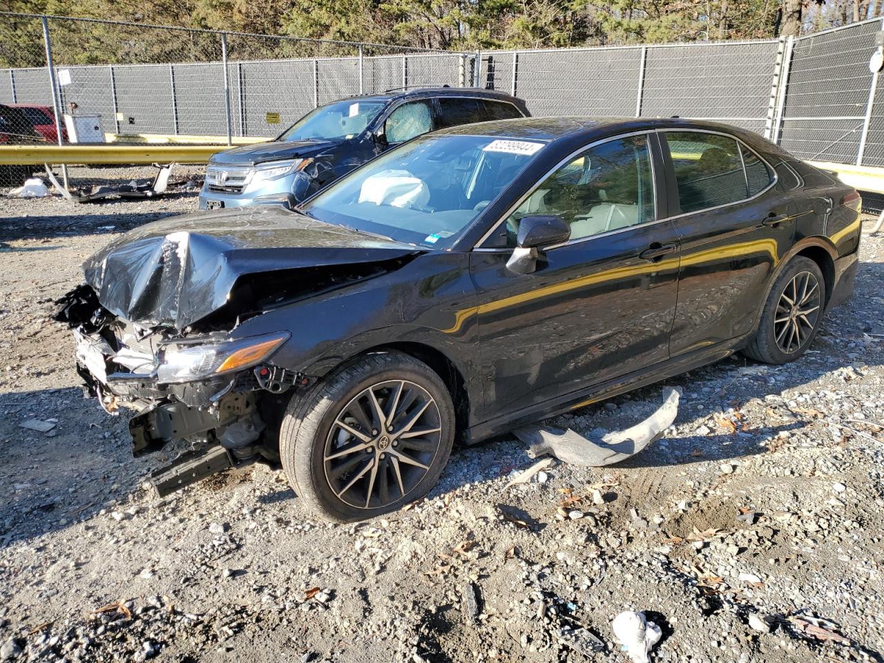 TOYOTA CAMRY SE N 2024