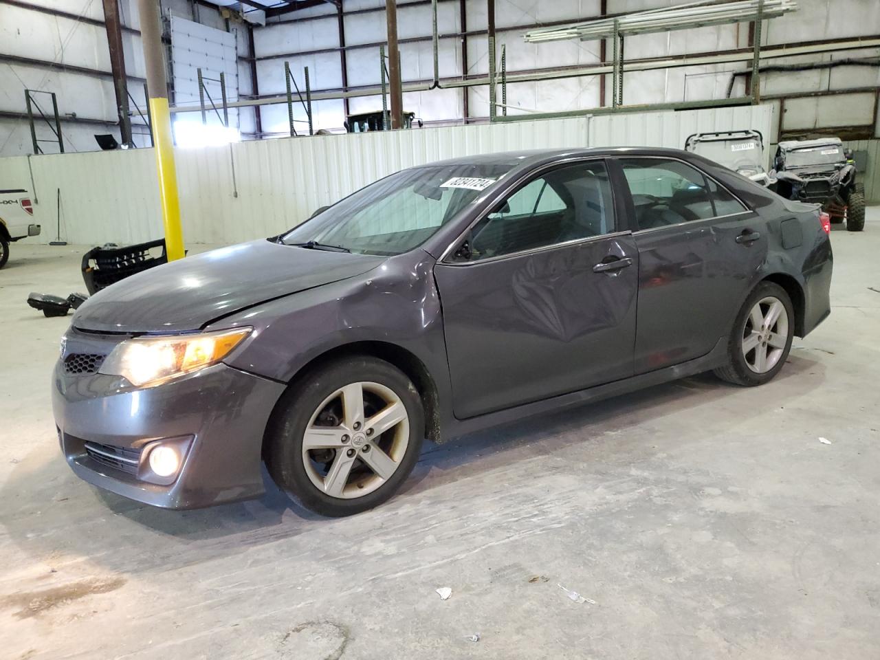 TOYOTA CAMRY BASE 2012