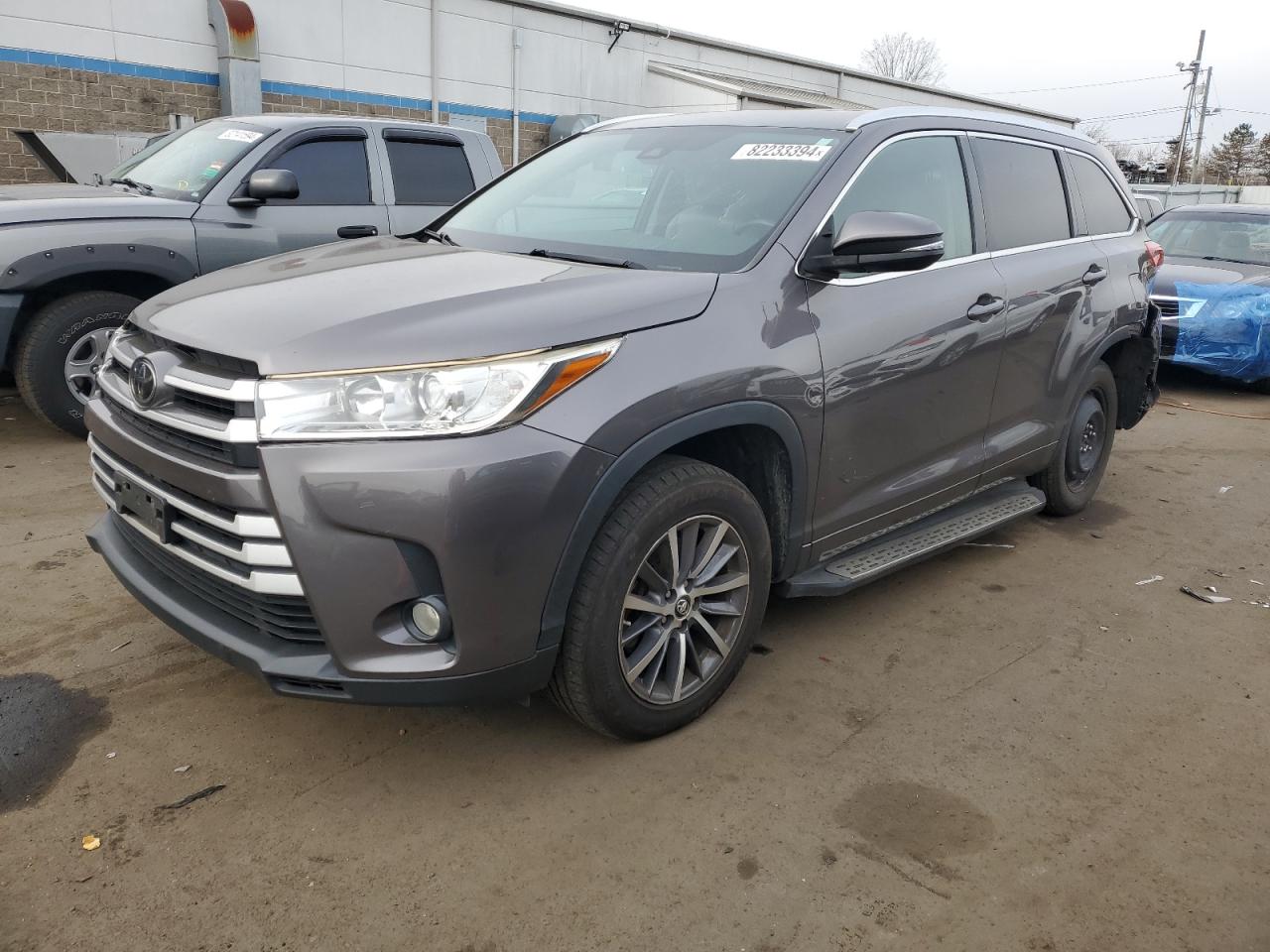 TOYOTA HIGHLANDER 2017