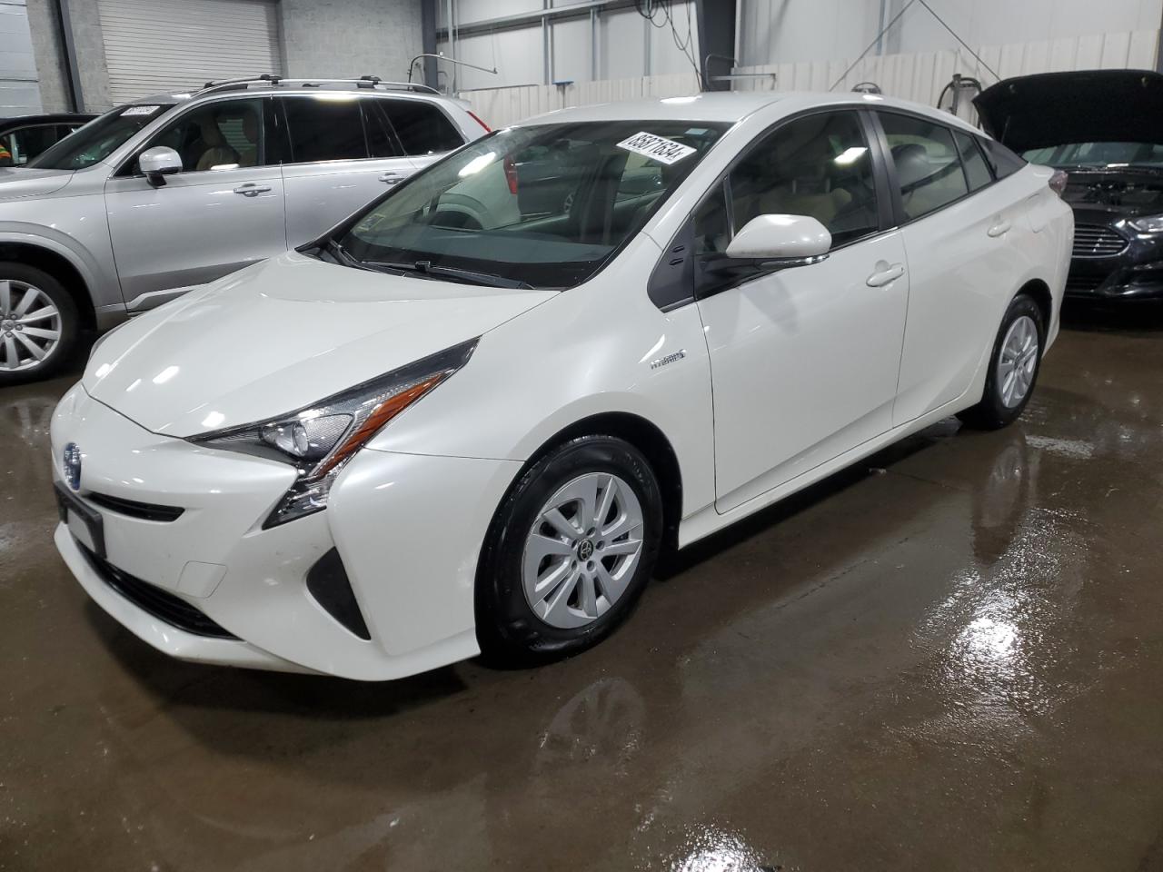 TOYOTA PRIUS 2016