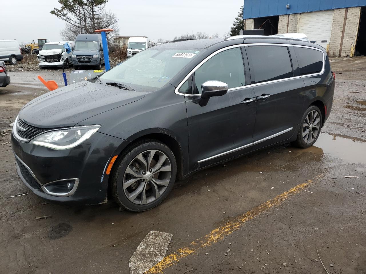 CHRYSLER PACIFICA L 2017