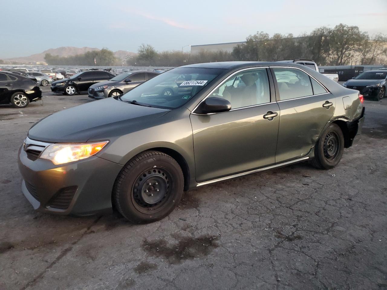 TOYOTA CAMRY BASE 2012