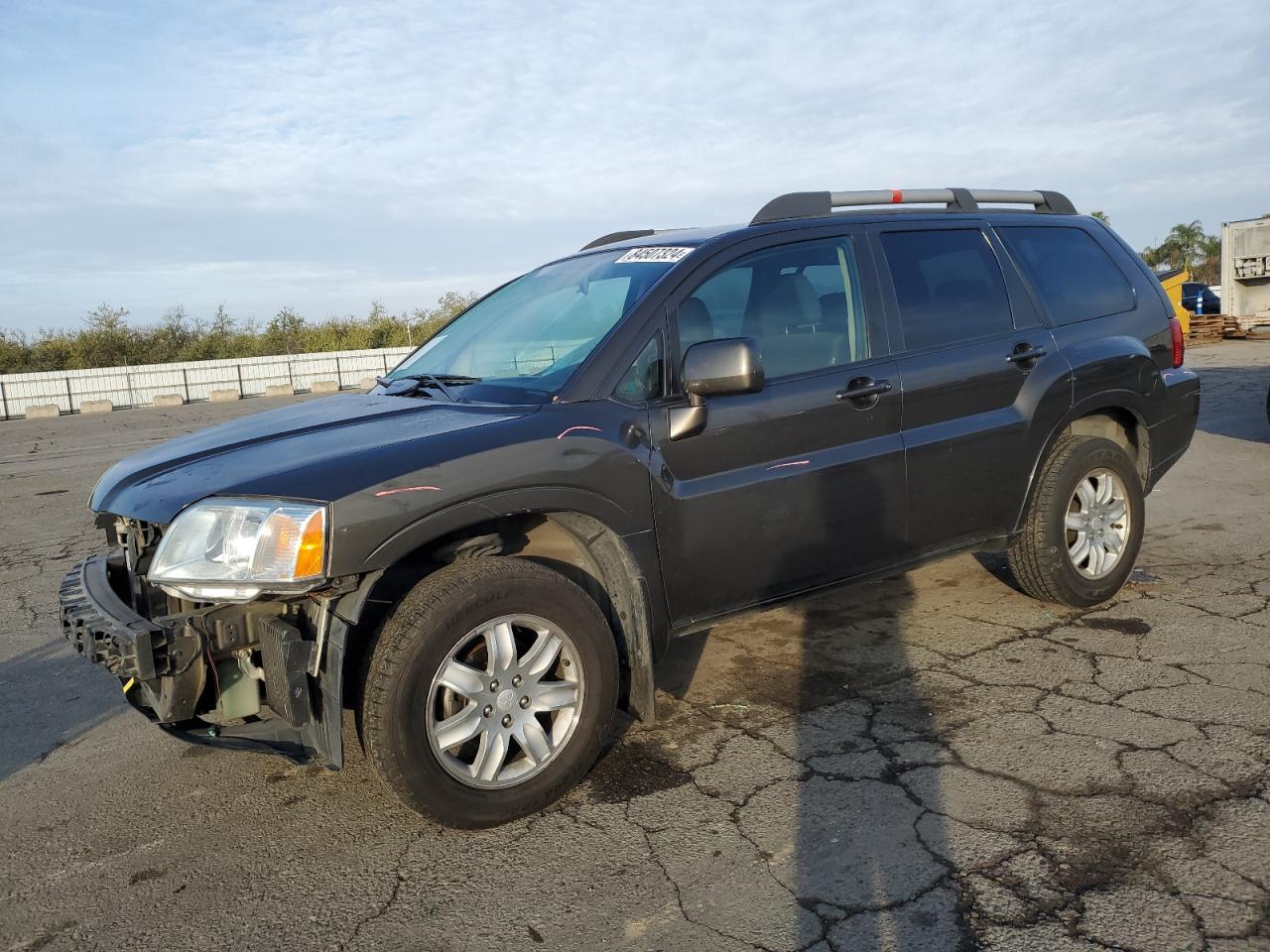 MITSUBISHI ENDEAVOR L 2011