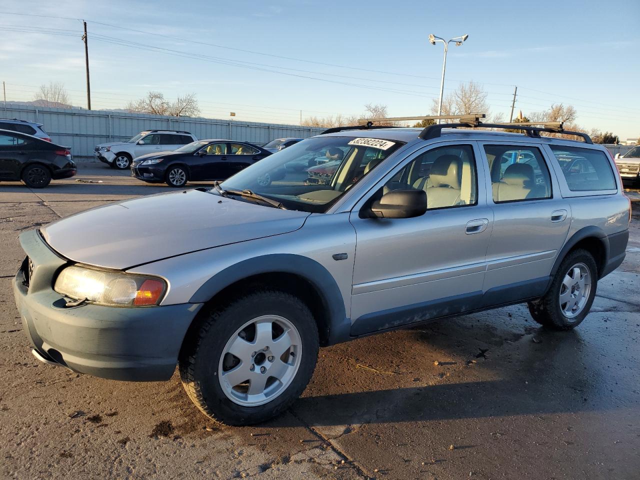 VOLVO XC70 2003
