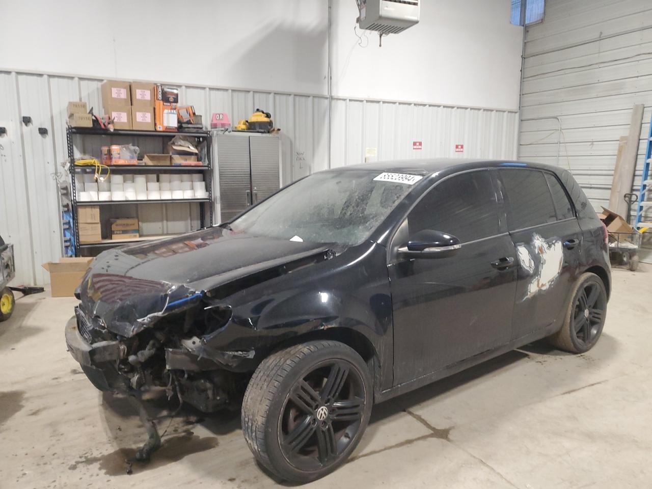 VOLKSWAGEN GOLF 2010