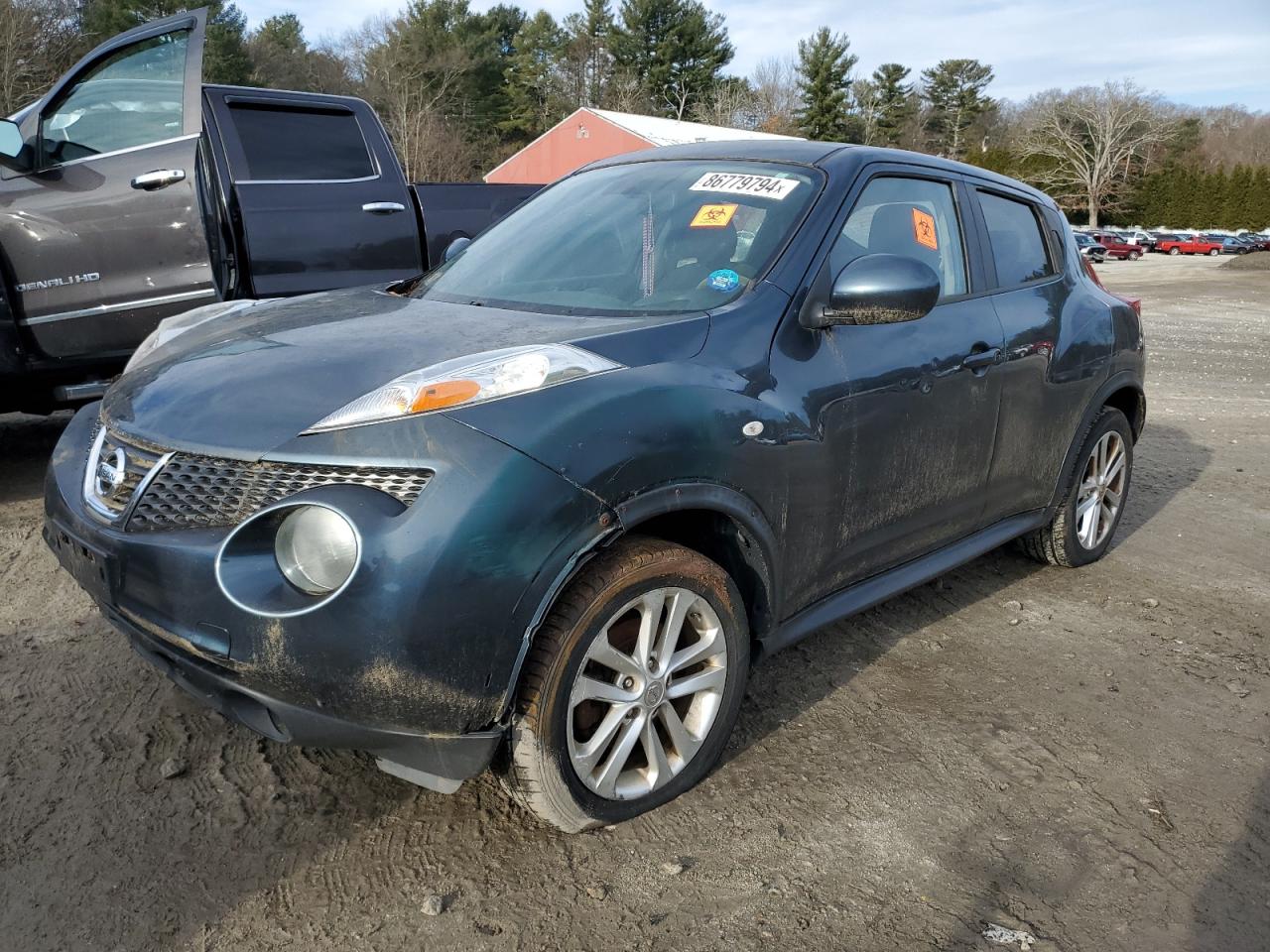 NISSAN JUKE S 2012