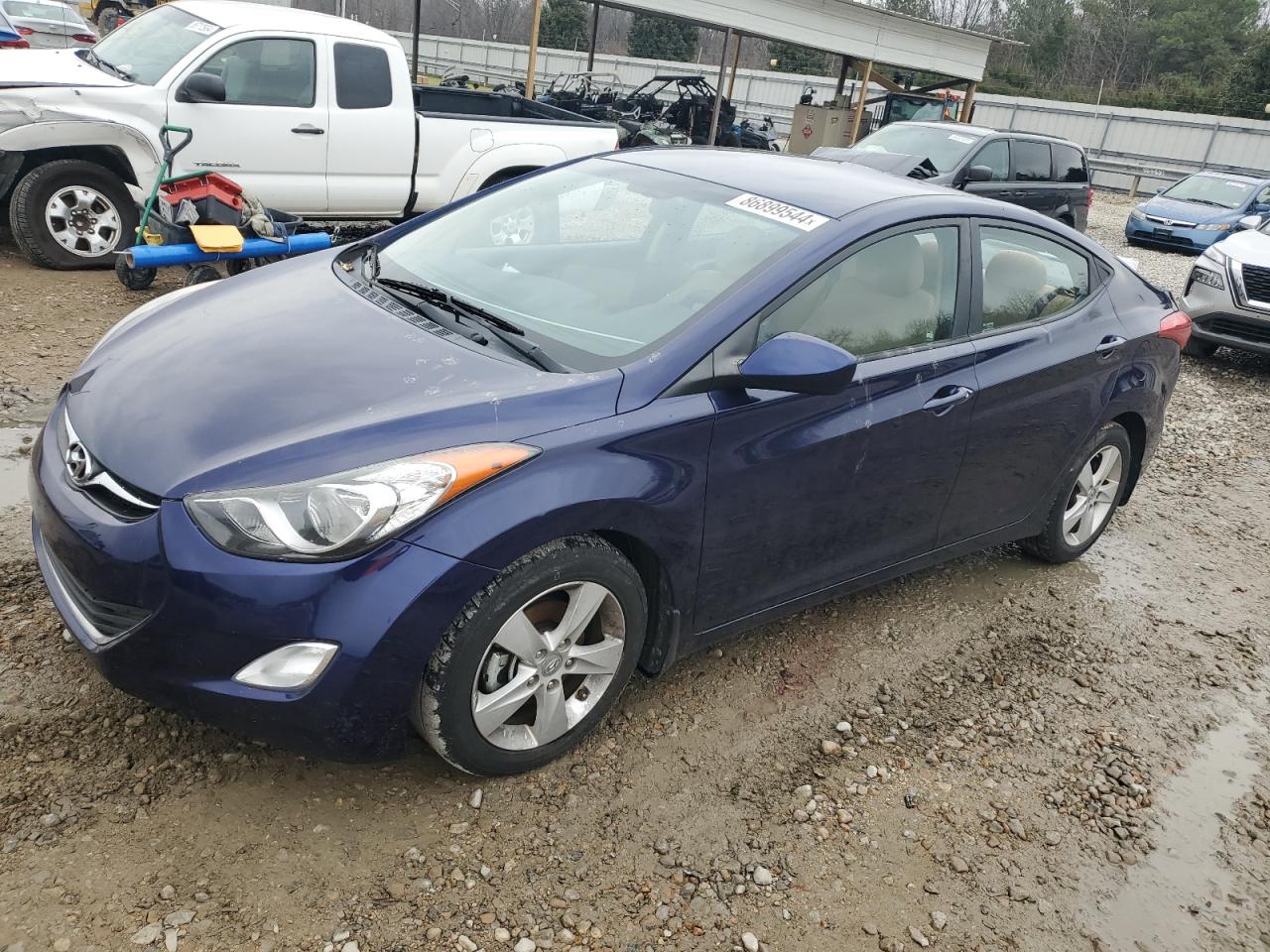 HYUNDAI ELANTRA GL 2013