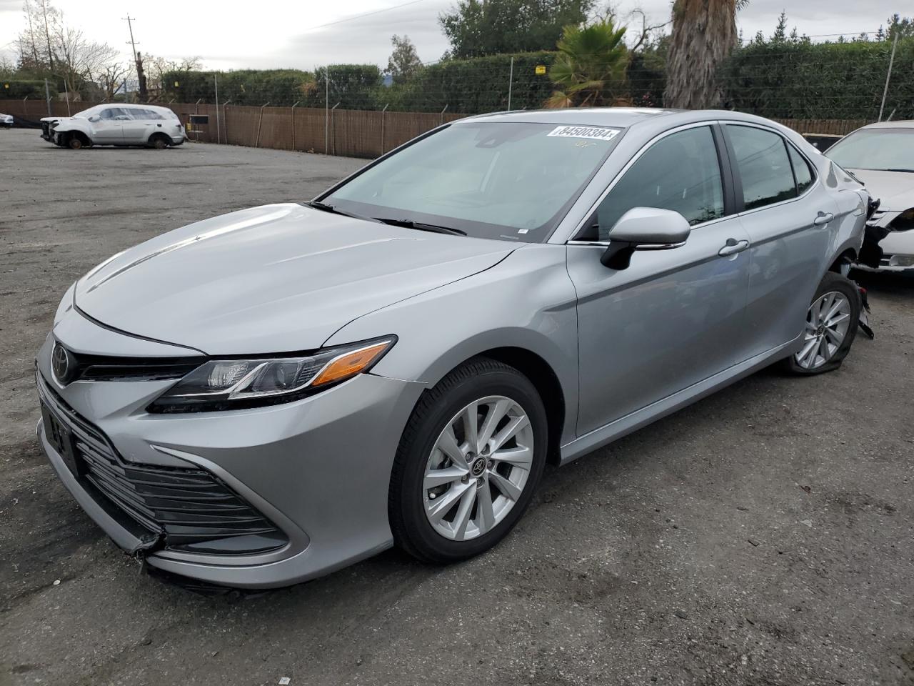 TOYOTA CAMRY LE 2024
