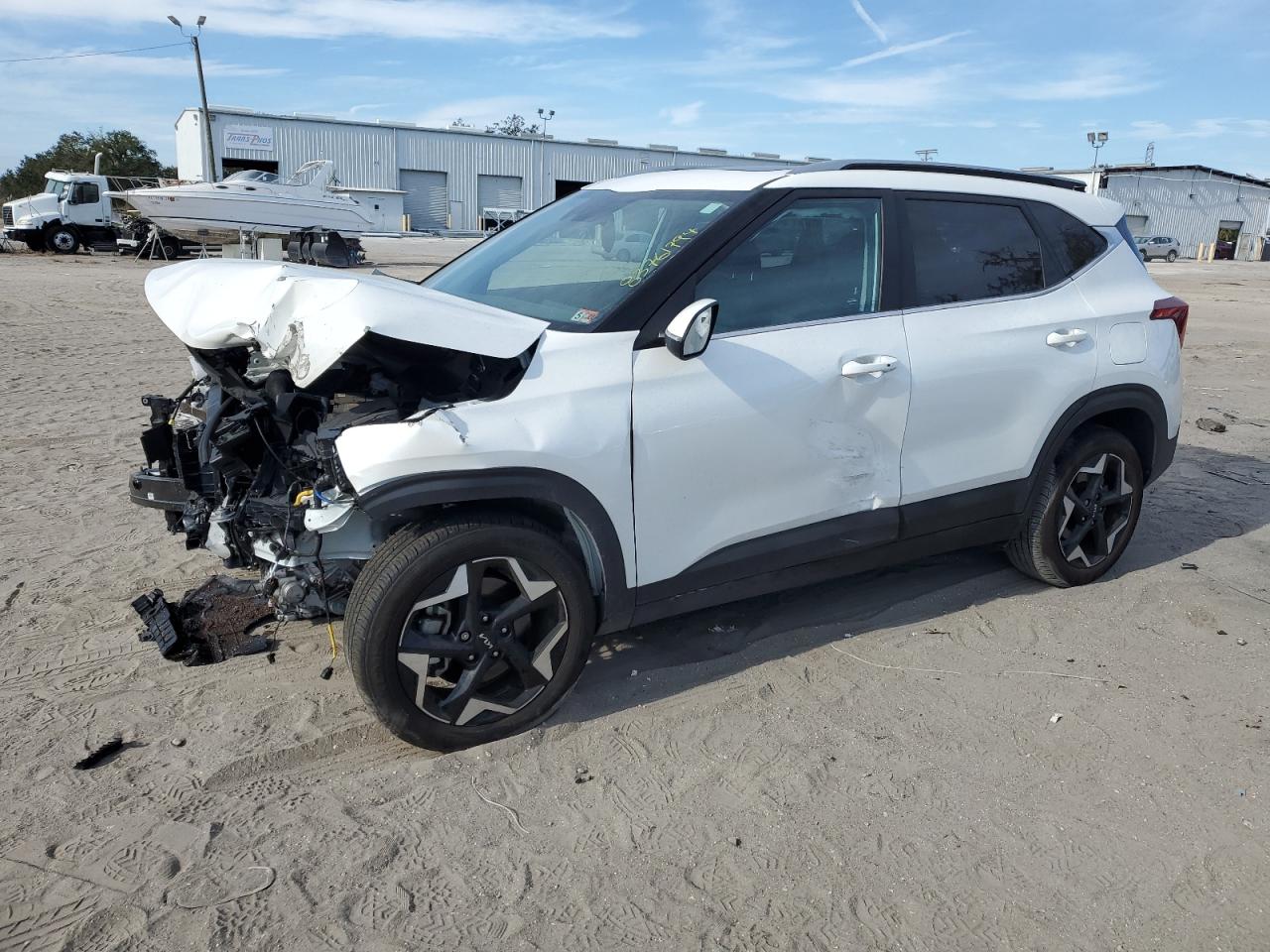 KIA SELTOS EX 2024
