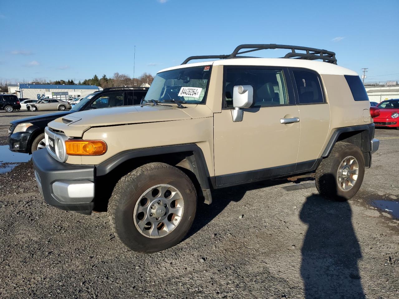 TOYOTA FJ CRUISER 2011