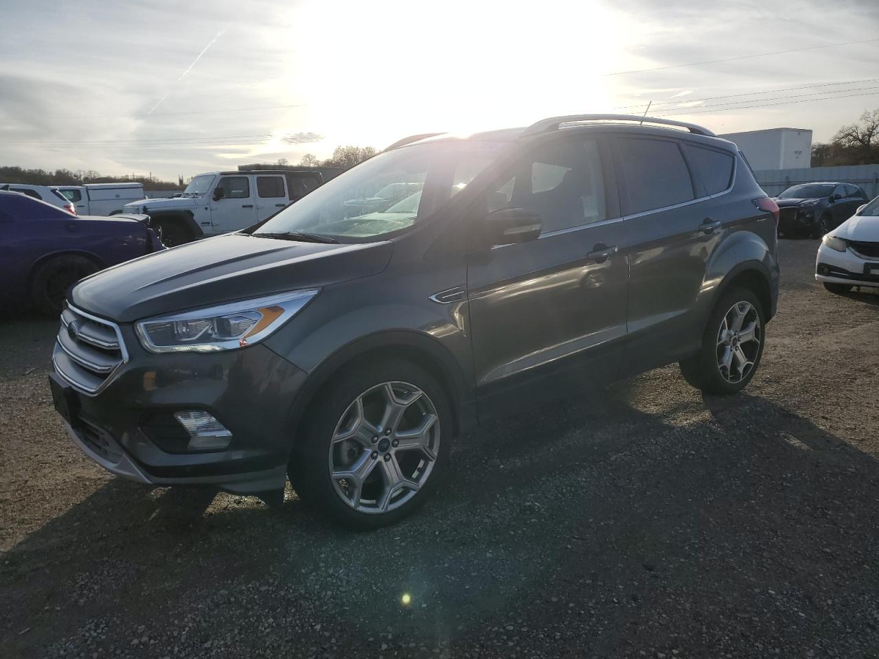 FORD ESCAPE TIT 2019