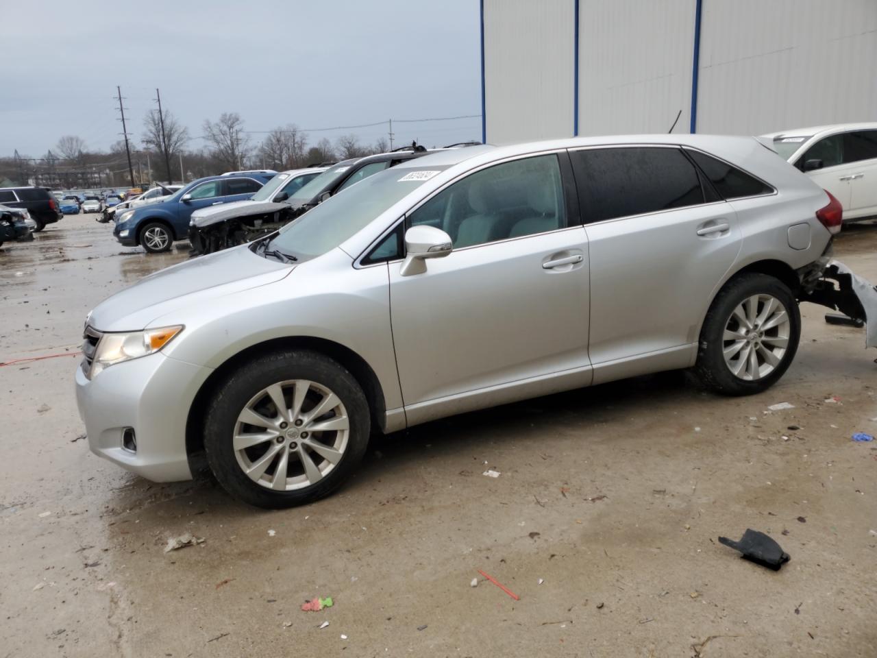 TOYOTA VENZA LE 2013